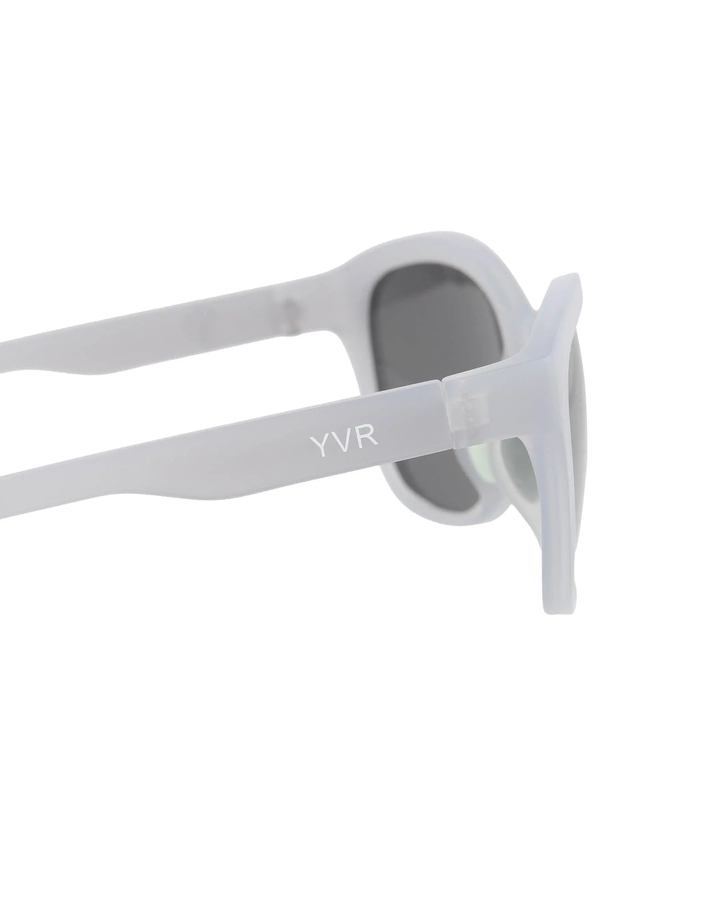 EYE C U YVR 'LT.GRY' EYE C U