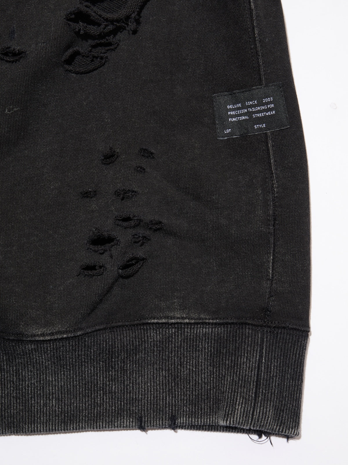 DELUXE SABOTAGE CREWNECK 'BLACK'