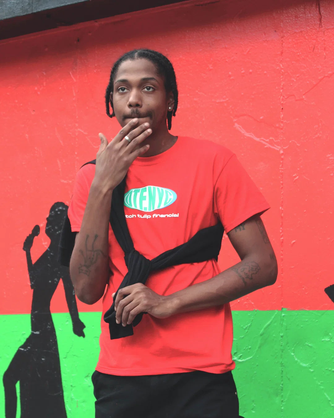 DUTCH TULIP FINANCIAL NYC OVAL LOGO TEE 'RED'