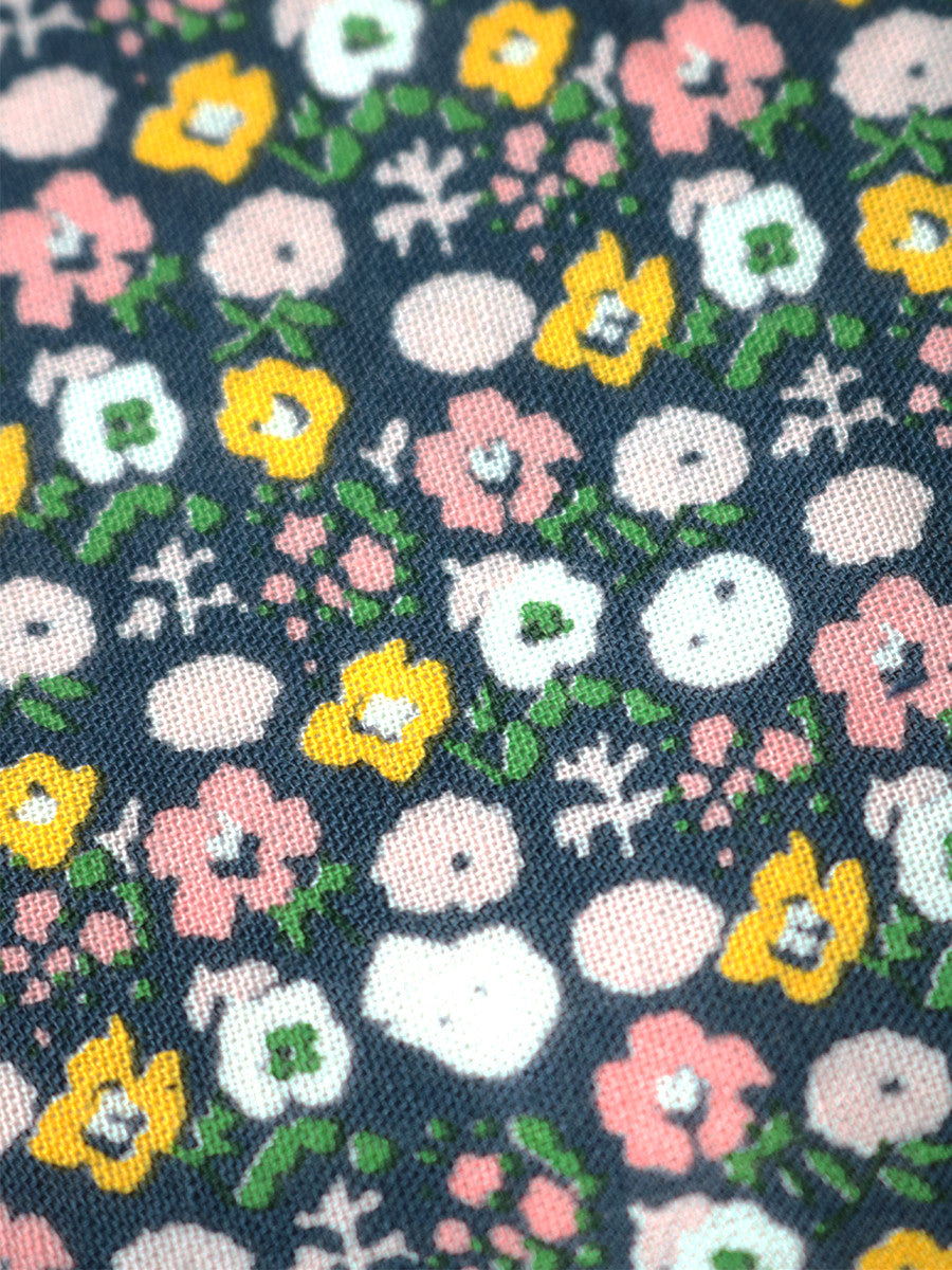 KAPITAL FASTCOLOR SELVEDGE BANDANNA (SKULL & FLOWER) 'NAVY'