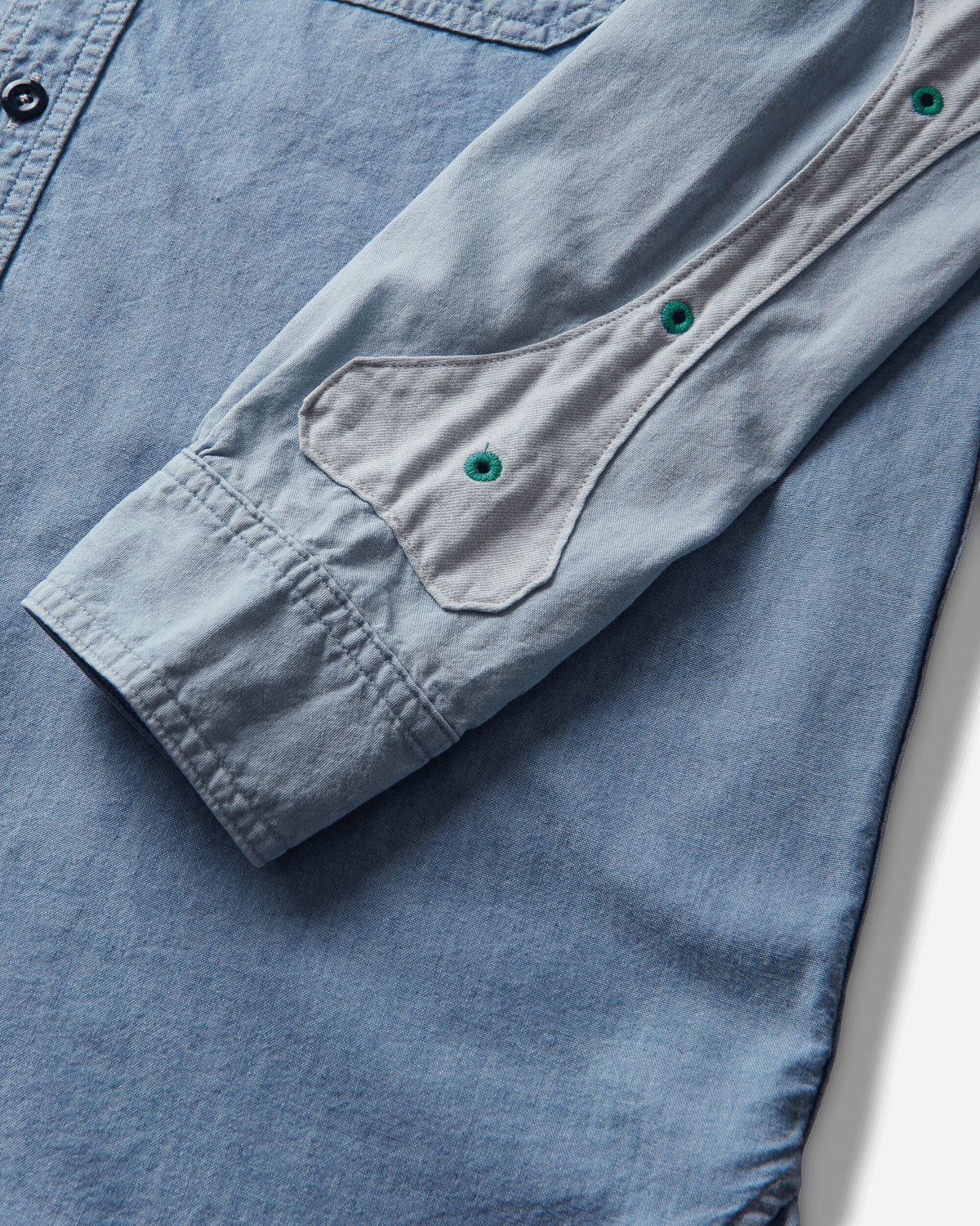 KAPITAL CHAMBRAY 2TONES BONE PATCH VENTILATOR WORKSHIRT 'SAX'
