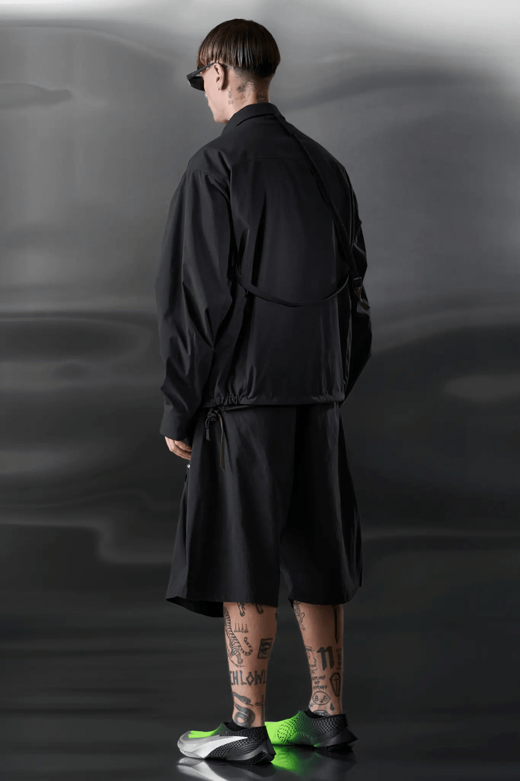 ACRONYM J121-E 'BLACK' - Antithesis Store