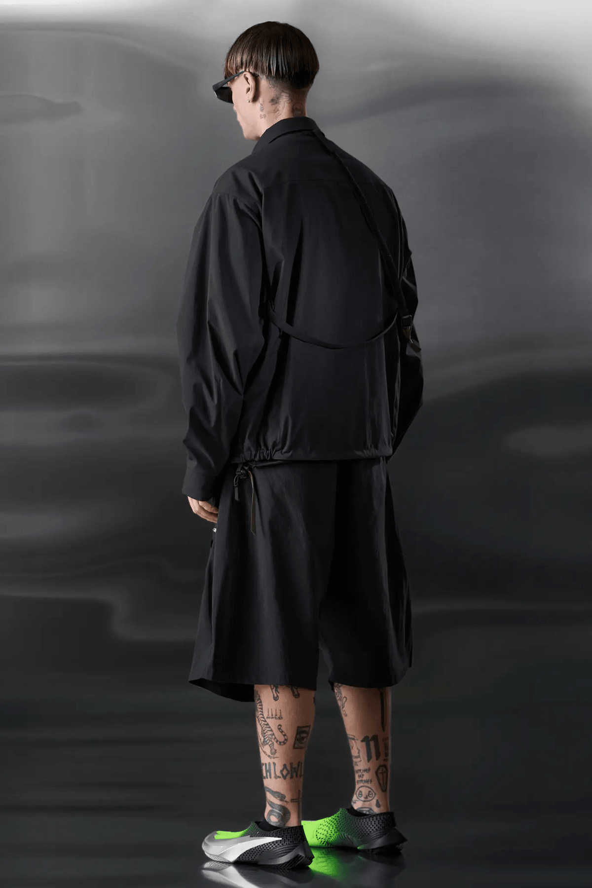 ACRONYM J121-E 'BLACK' - Antithesis Store