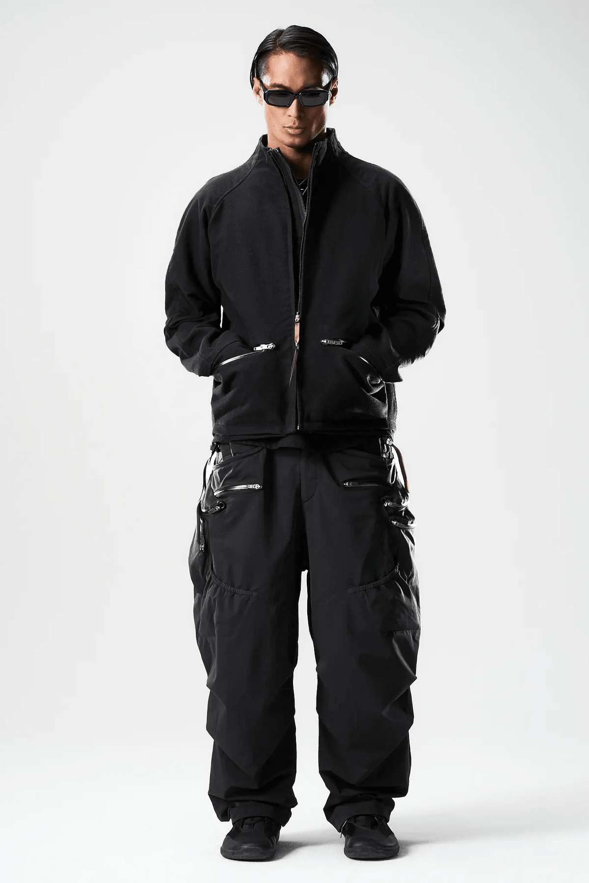 ACRONYM J137-KI 'BLACK' - Antithesis Store