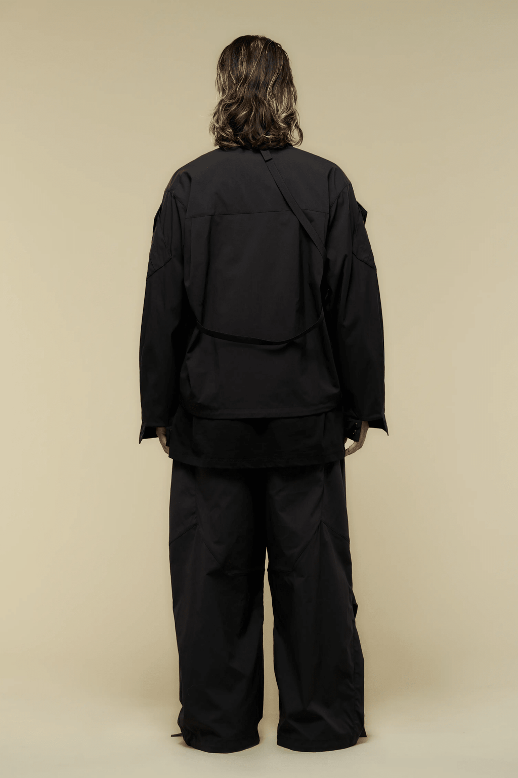 ACRONYM LA12-M 'BLACK' - Antithesis Store