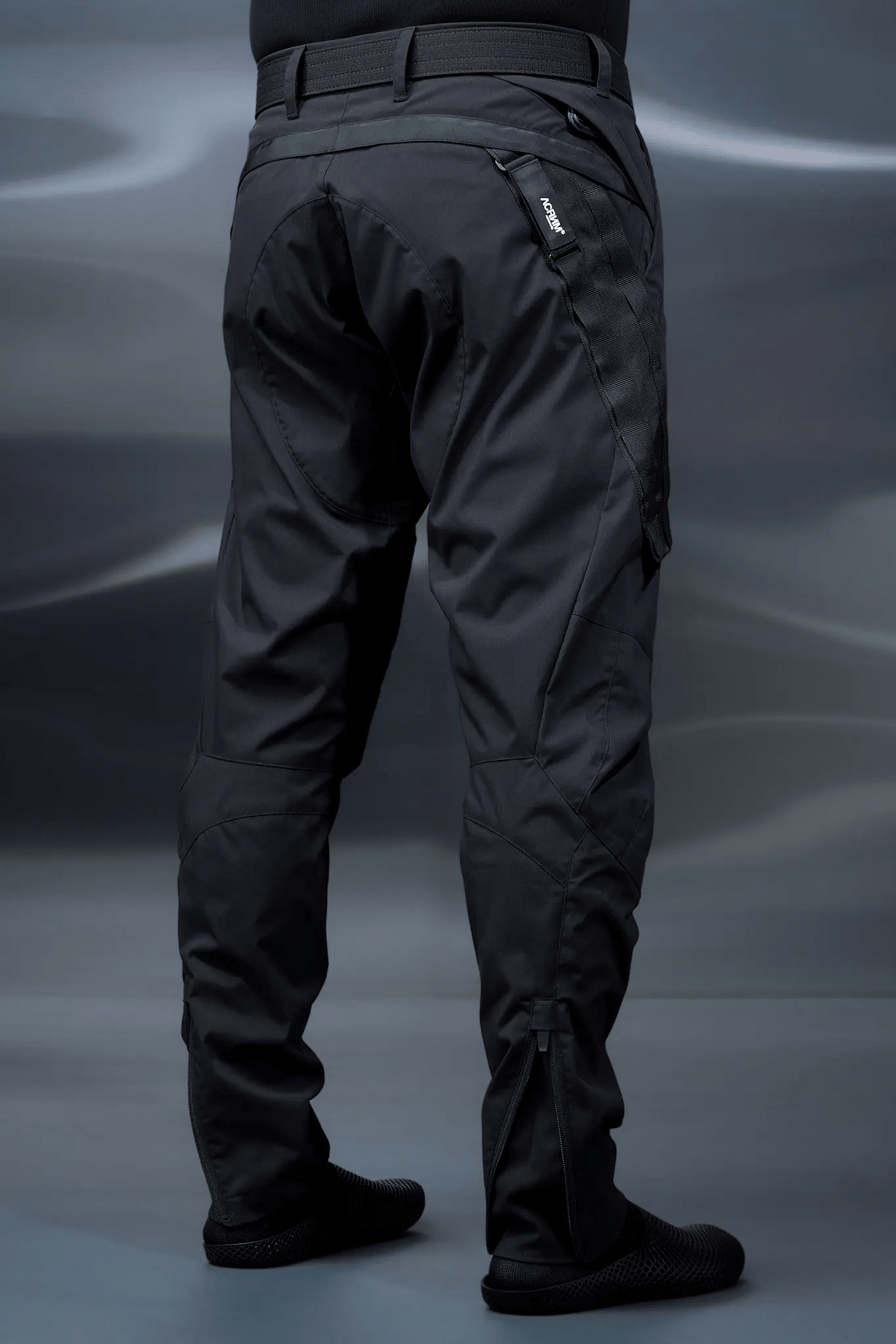 ACRONYM P10TS-E 'BLACK' - Antithesis Store