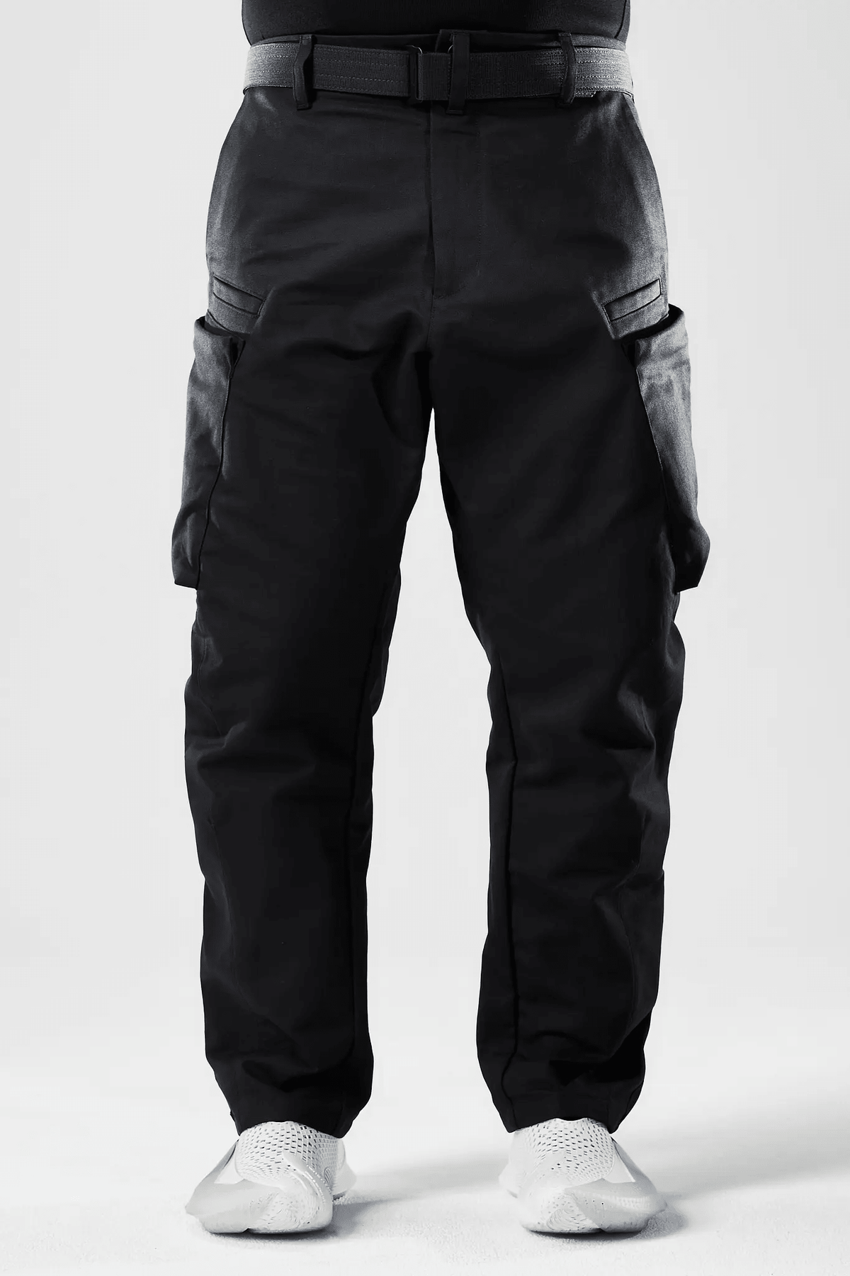 ACRONYM P37-KI 'BLACK' - Antithesis Store