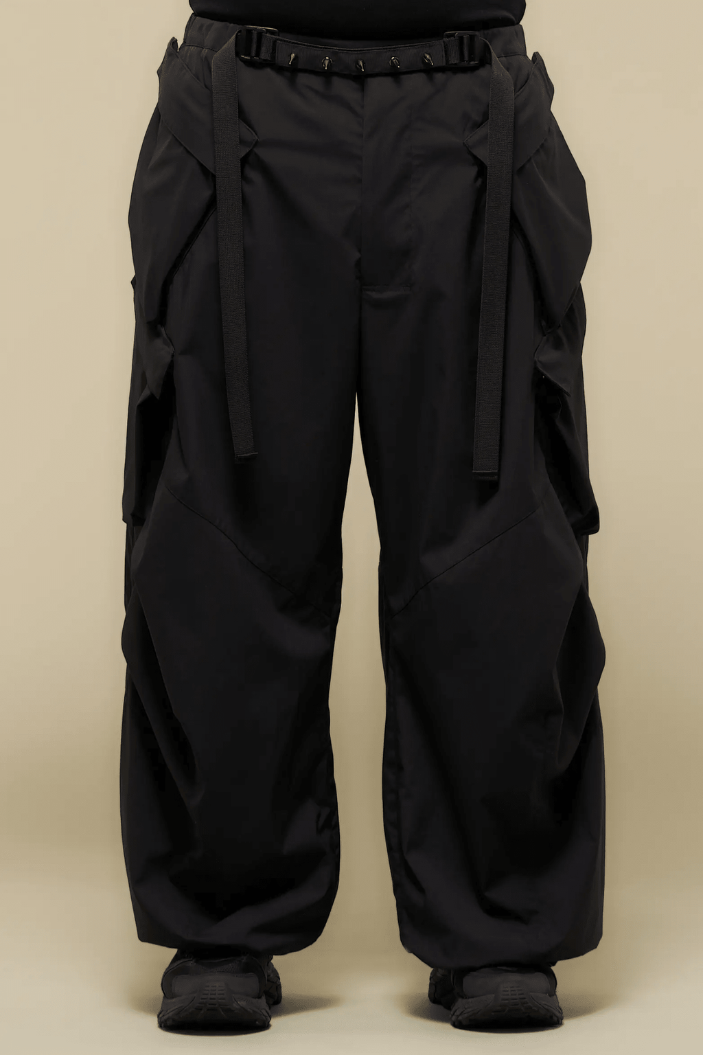 ACRONYM P56A-E 'BLACK' - Antithesis Store