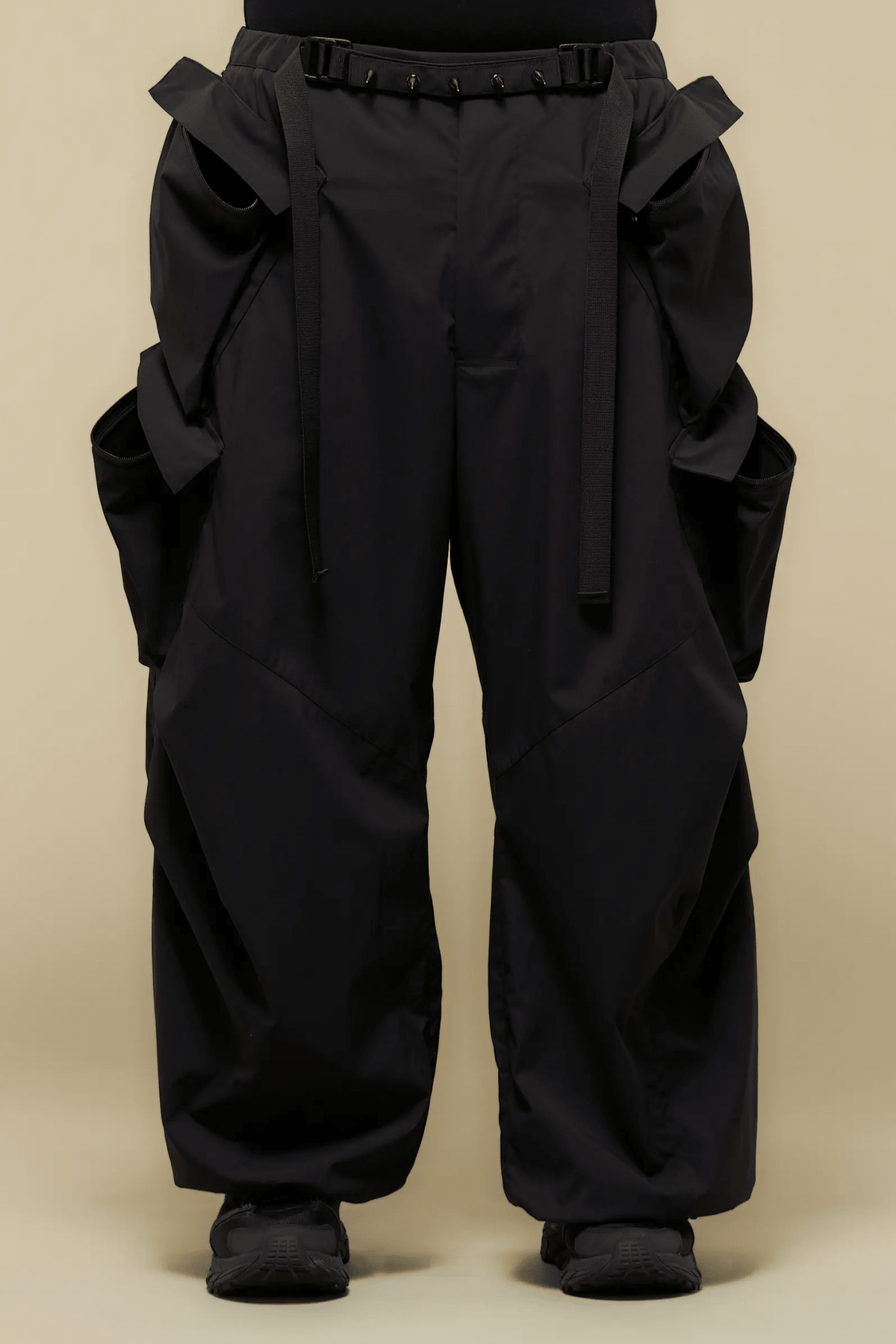 ACRONYM P56A-E 'BLACK' - Antithesis Store