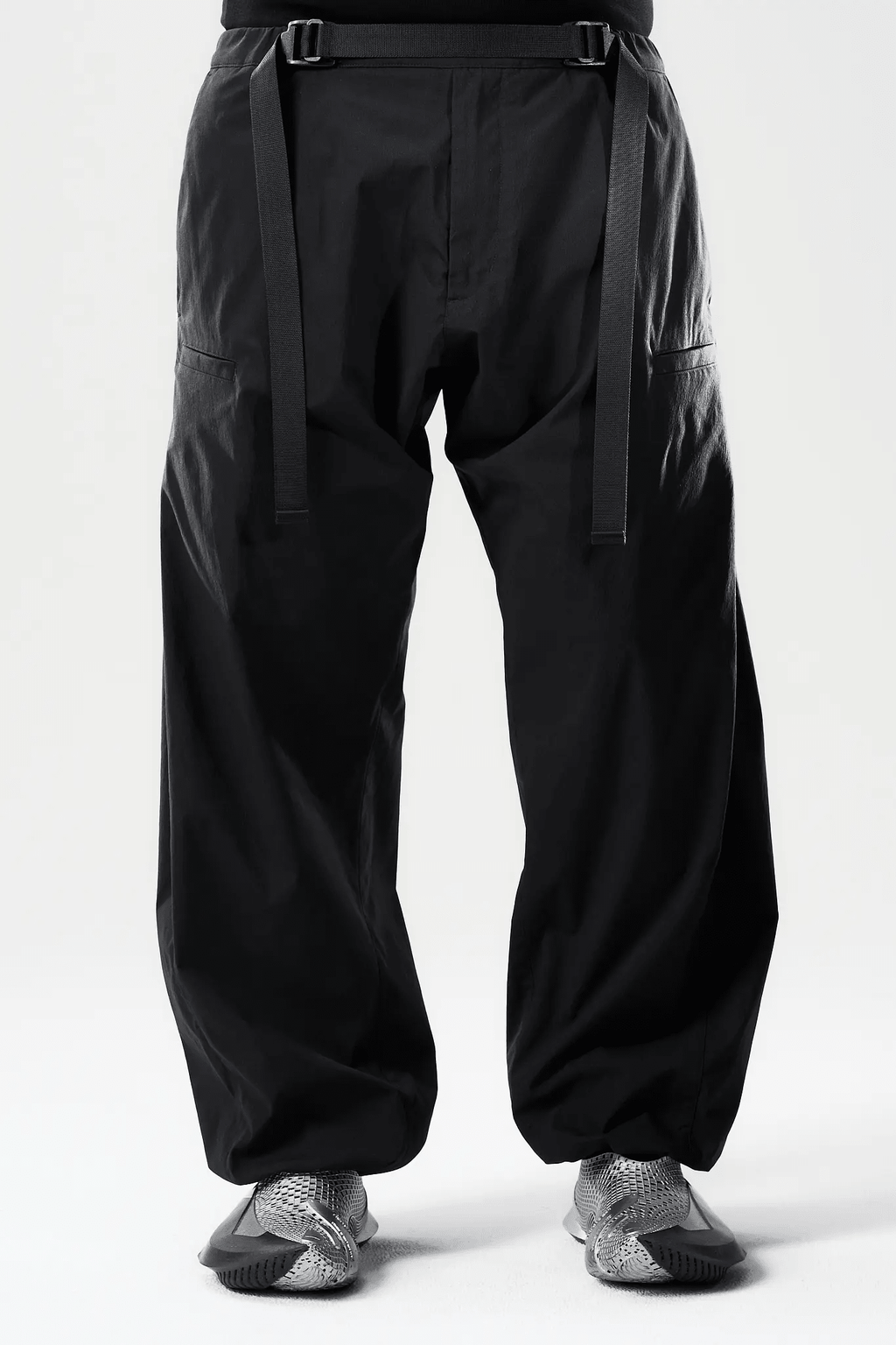 ACRONYM P63-E 'BLACK' - Antithesis Store