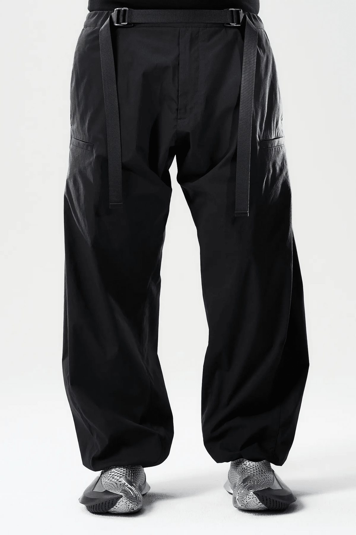 ACRONYM P63-E 'BLACK' - Antithesis Store
