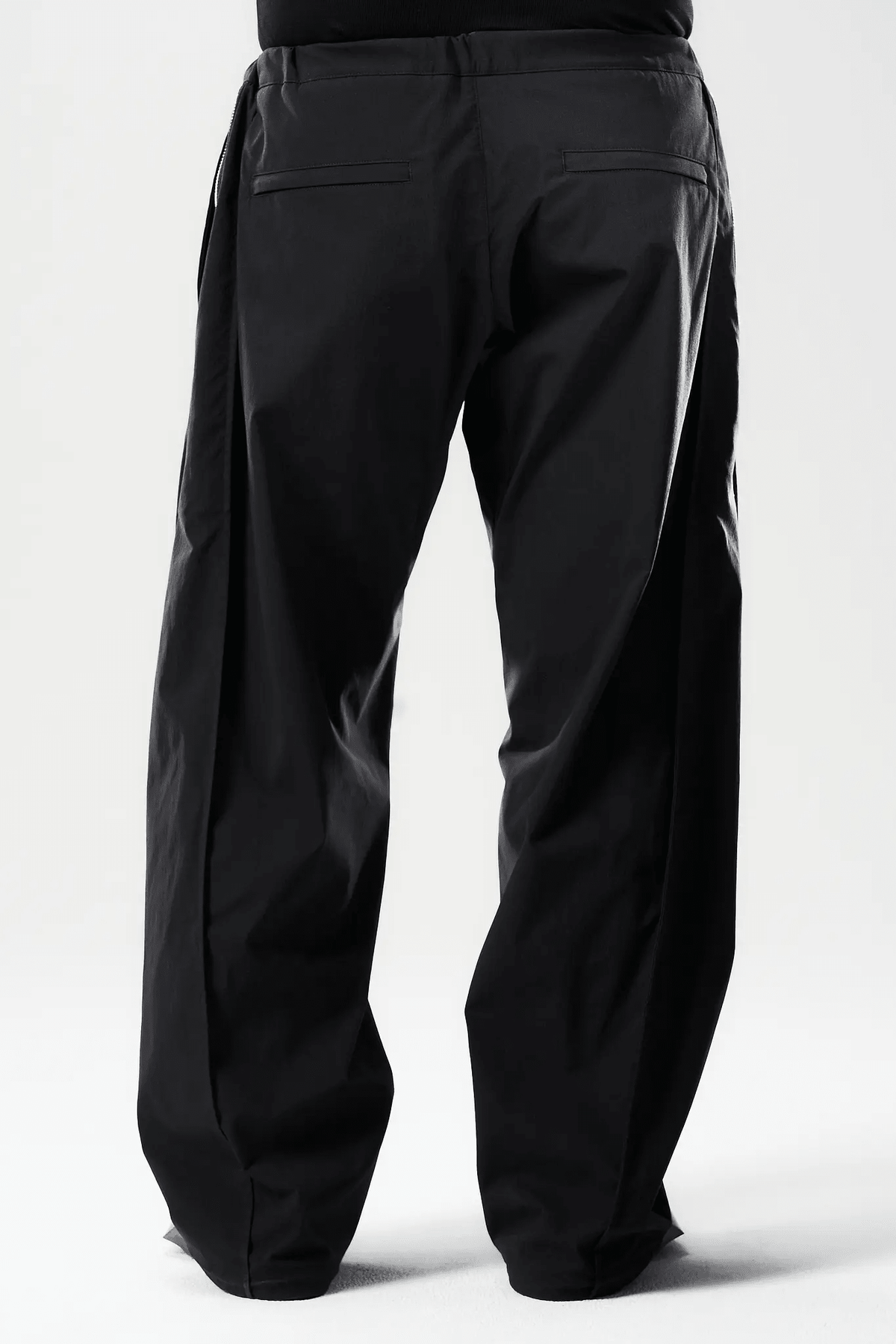 ACRONYM P63-E 'BLACK' - Antithesis Store