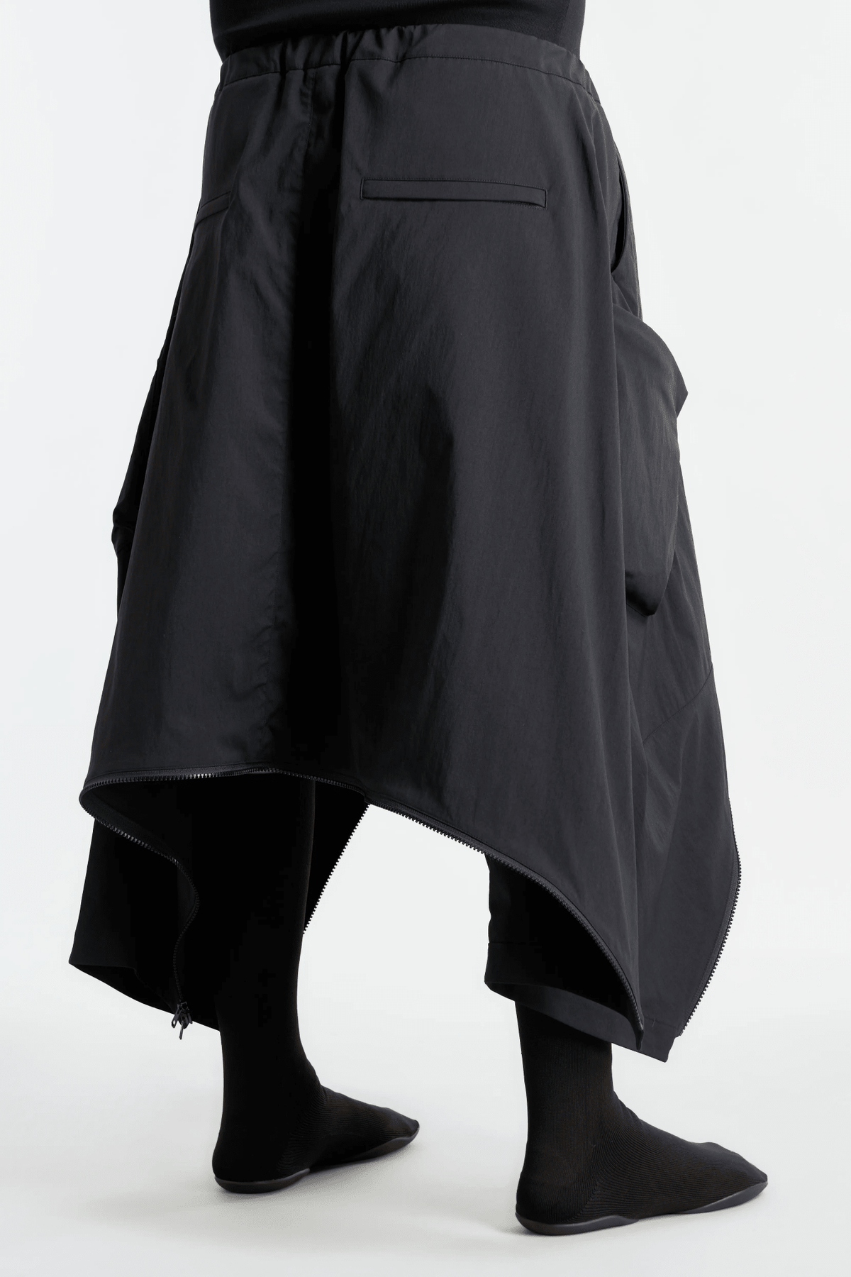 ACRONYM SK30-M 'BLACK' - Antithesis Store