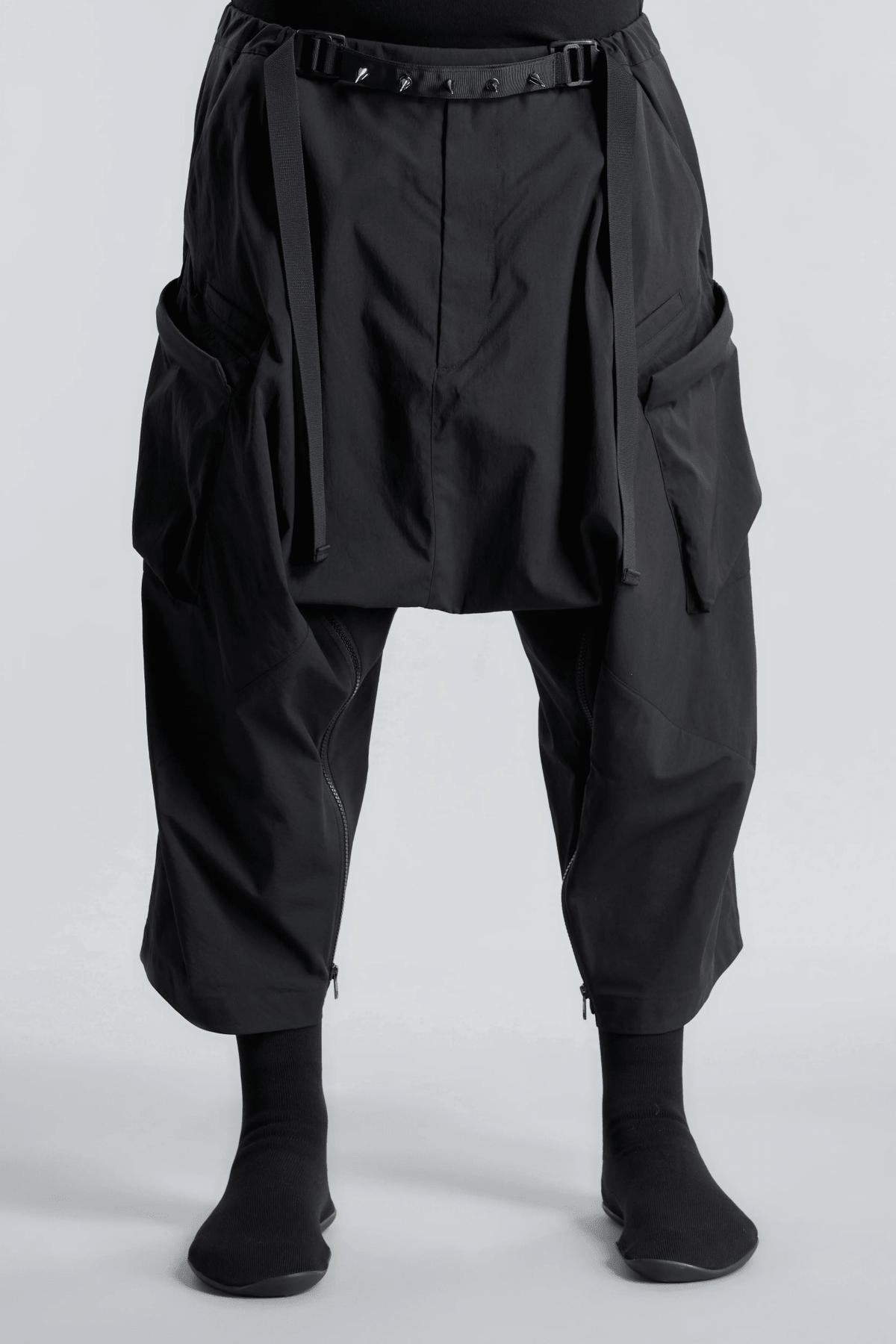 ACRONYM SK30-M 'BLACK' - Antithesis Store
