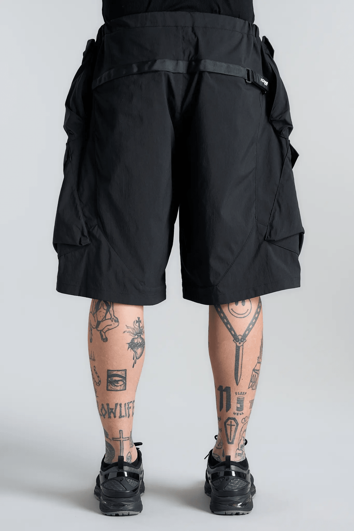 ACRONYM SP56A-M 'BLACK' - Antithesis Store