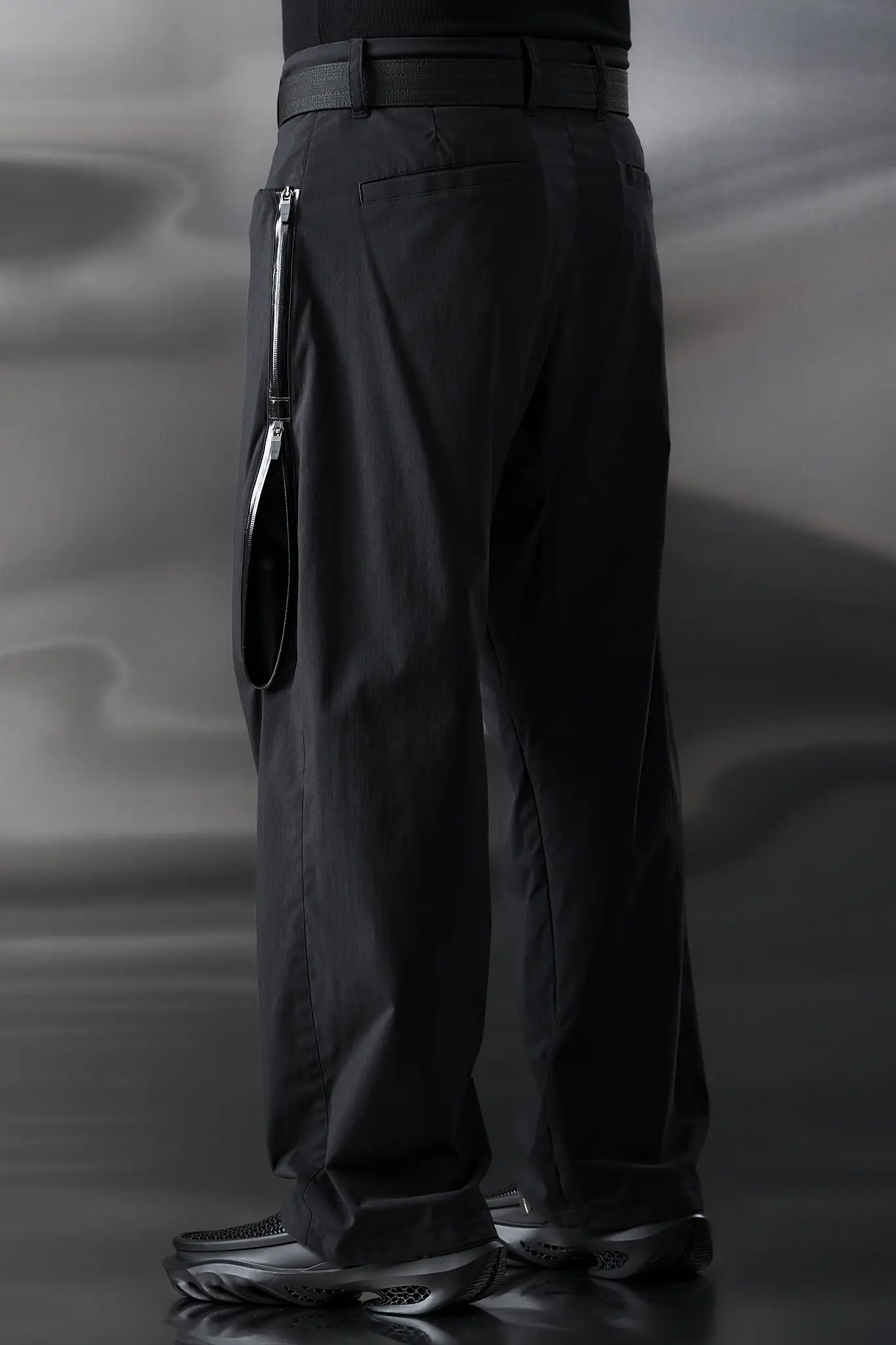 ACRONYM P60-E 'BLACK'