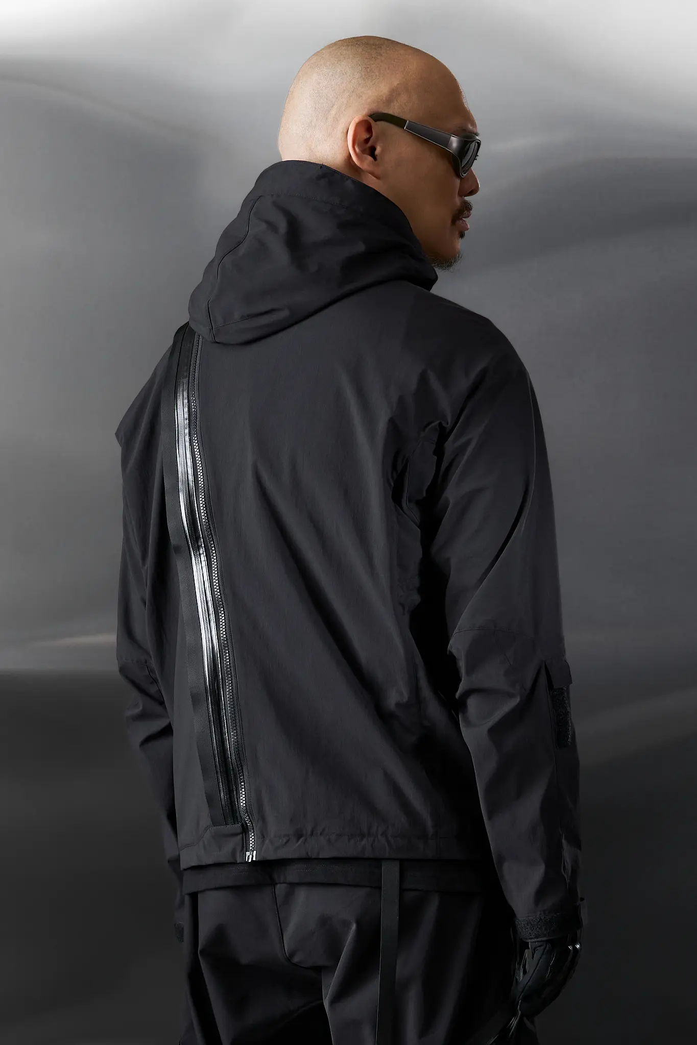 ACRONYM J23-E 'BLACK'