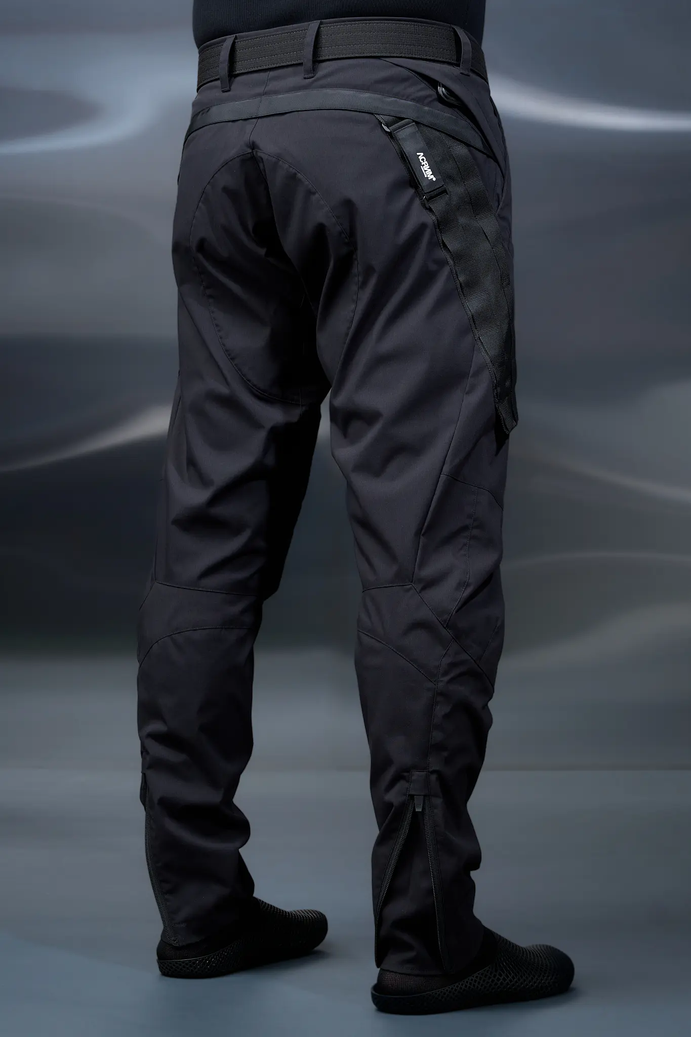 ACRONYM P10TS-E 'BLACK'