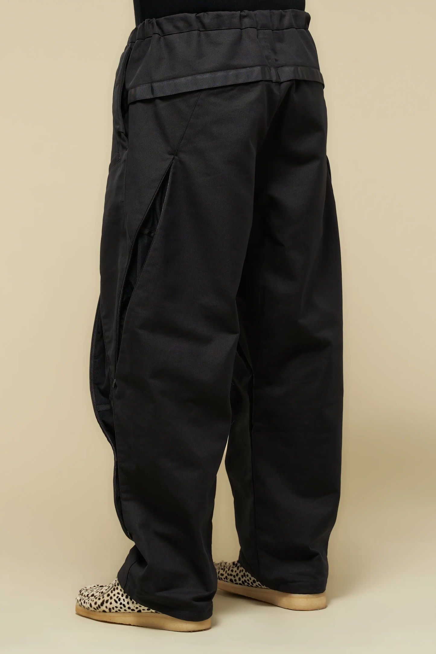ACRONYM P55-KI 'BLACK'