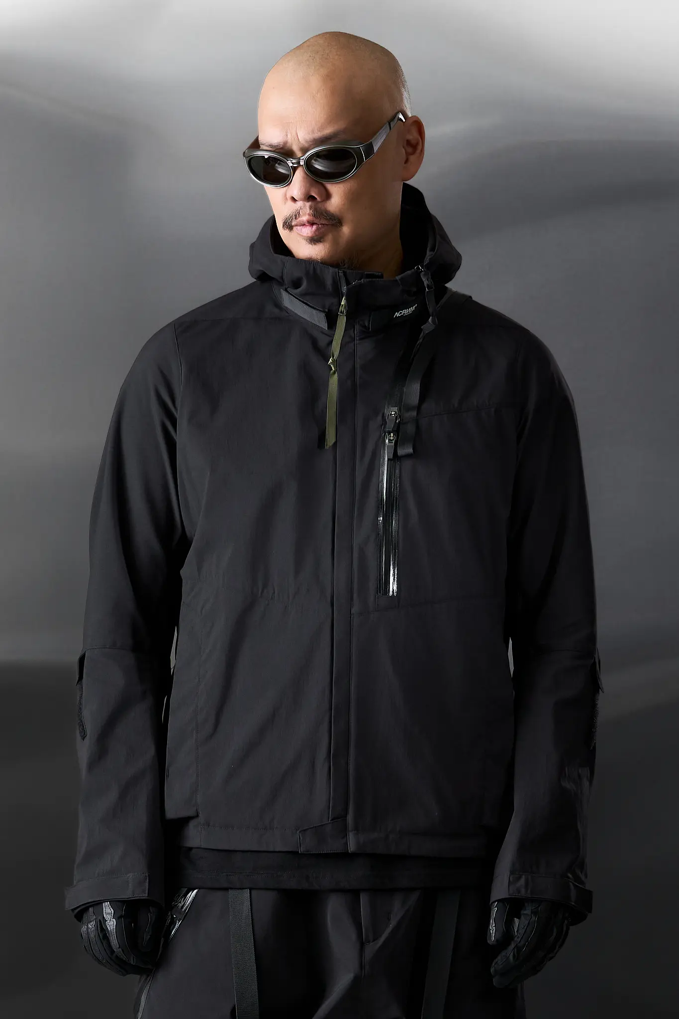 ACRONYM J23-E 'BLACK'