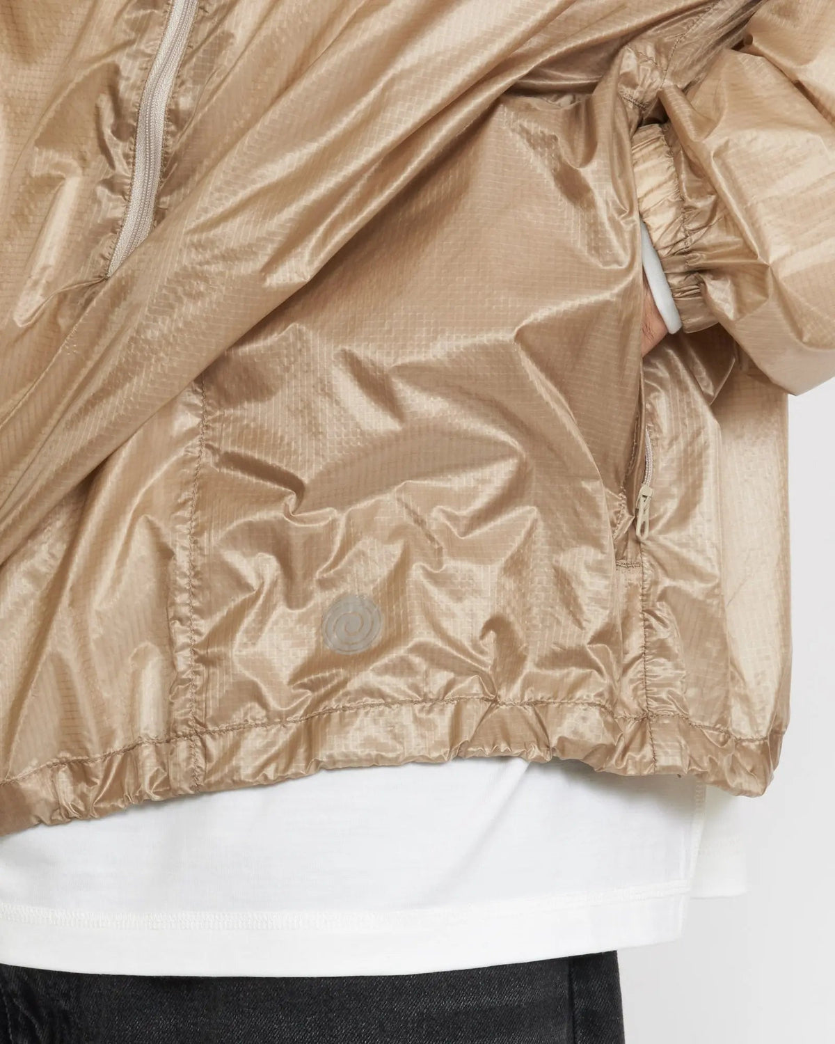 JUGEM LIGHTWEIGHT NYLON PULLOVER 'GREIGE' - Antithesis Store