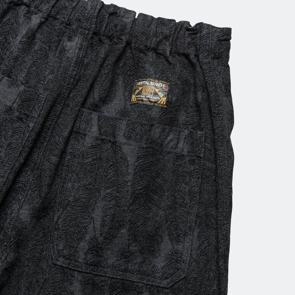 KAPITAL 12OZ MAGPIE DENIM W-KNEE EASY SHORT PANTS 'BLACK' - Antithesis Store