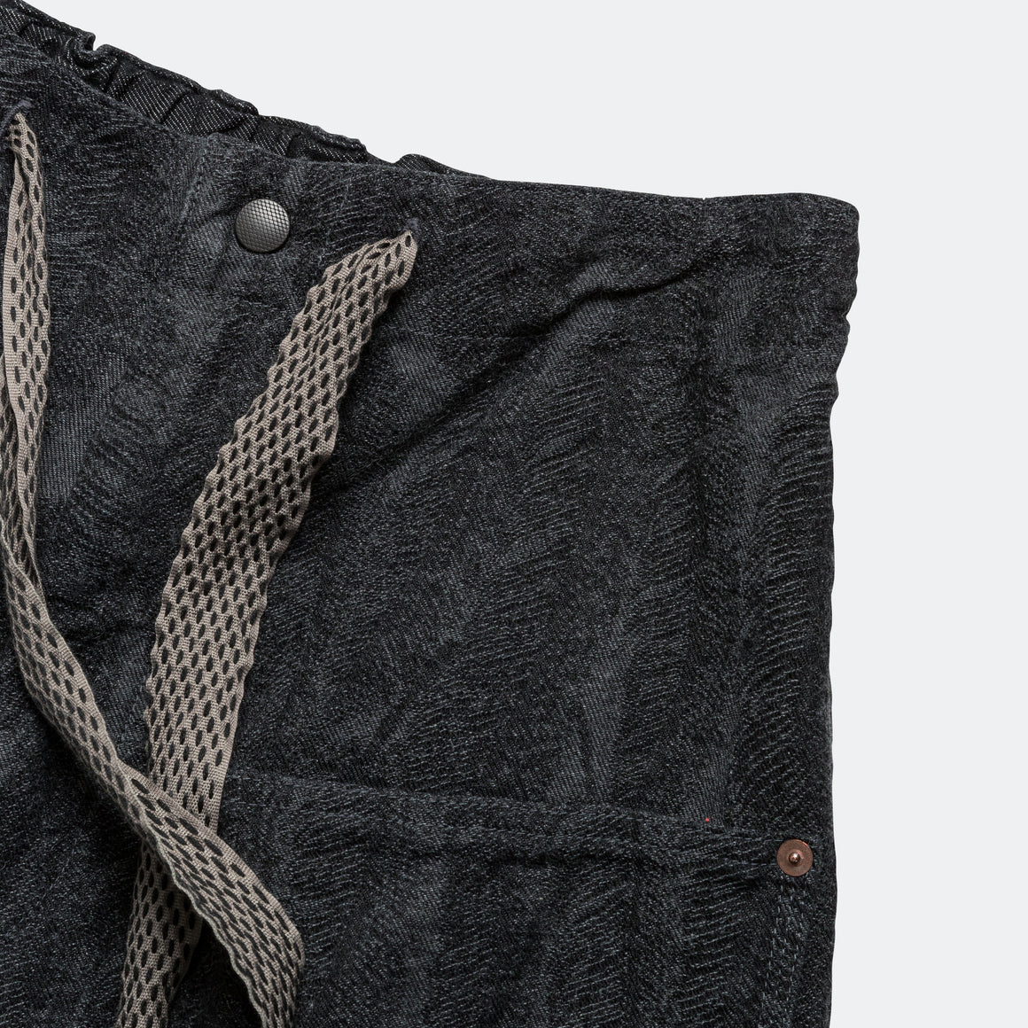 KAPITAL 12OZ MAGPIE DENIM W-KNEE EASY SHORT PANTS 'BLACK'