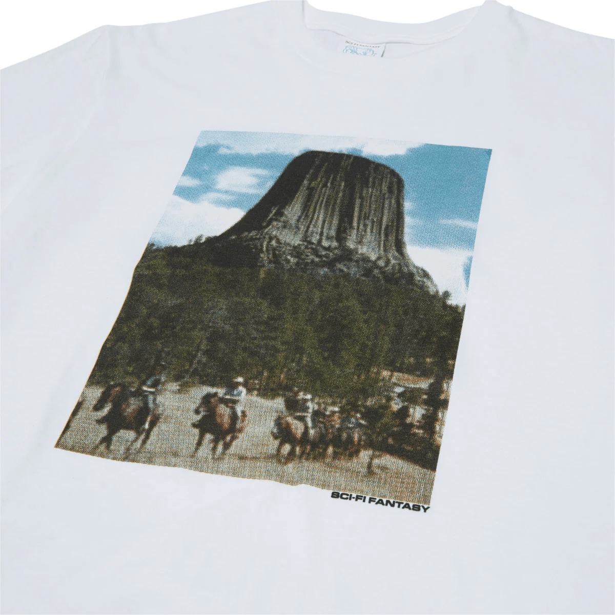 SCI-FI FANTASY DEVILS TOWER TEE 'WHITE' - Antithesis Store