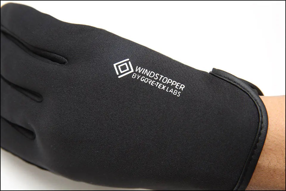 ST- LINE E-Class WINDSTOPPER® 'BLACK' - Antithesis Store